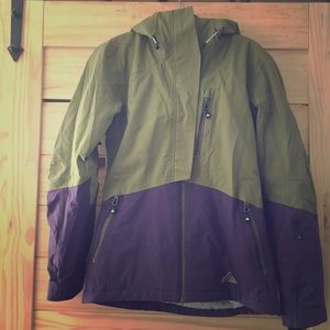 Women’s XS Ski/ Snowboard Jacket